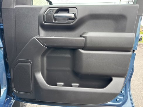 Used 2024 Chevrolet Silverado 1500 Custom Trail Boss image 25