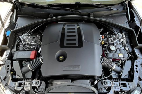 New 2026 Jaguar F-PACE R-Dynamic S image 11