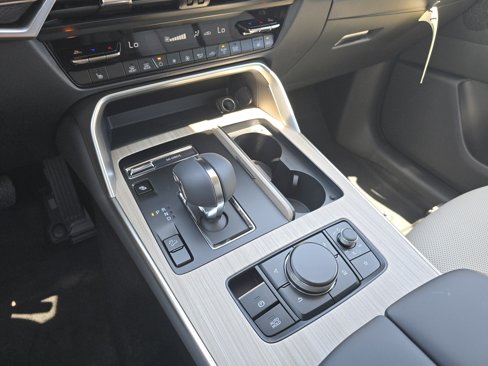 New 2025 MAZDA CX-90 Plug-In Hybrid w/ Preferred image 15