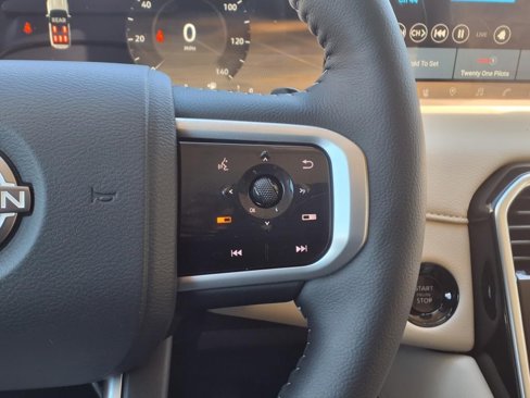 New 2025 Nissan Armada Platinum w/ Convenience Package image 17