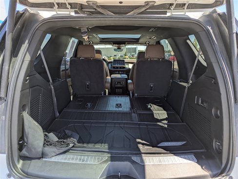 Used 2022 Chevrolet Tahoe High Country image 40