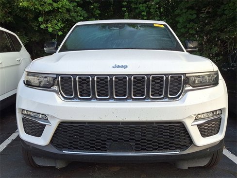 Used 2024 Jeep Grand Cherokee Limited 4xe image 2