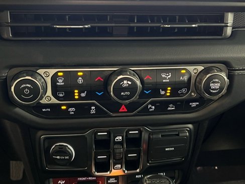 New 2025 Jeep Wrangler Unlimited Rubicon 392 image 22