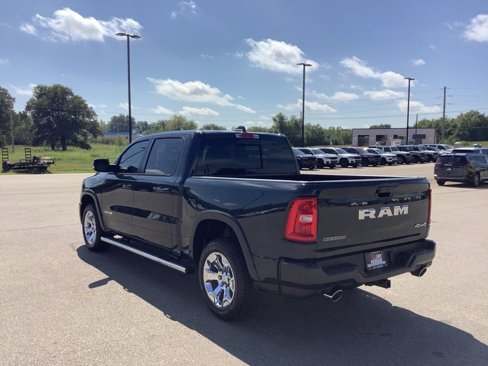 New 2026 RAM 1500 4x4 Crew Cab image 5