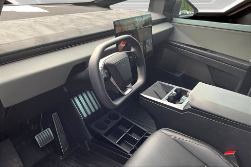 Used 2025 Tesla Cybertruck Cyberbeast image 12