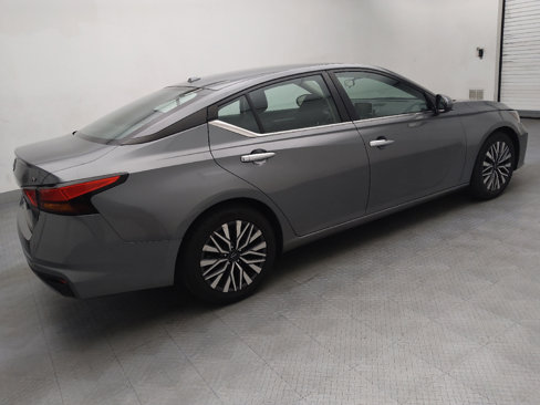 Used 2023 Nissan Altima 2.5 SV image 10