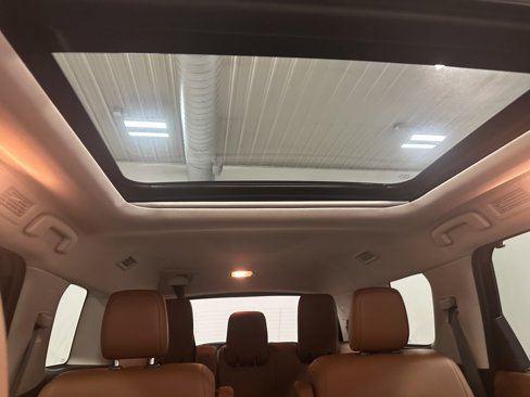 Used 2024 Nissan Pathfinder Platinum image 94