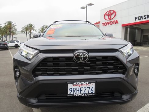 Certified 2025 Toyota RAV4 XLE Premium image 2