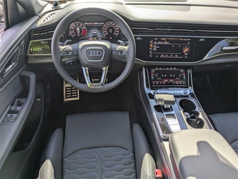 New 2025 Audi RS Q8 performance image 18
