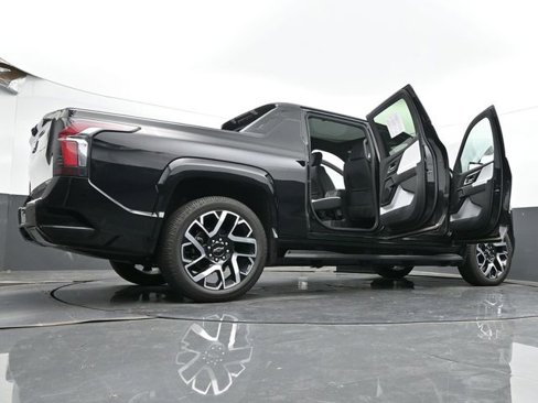 New 2025 Chevrolet Silverado EV RST image 70