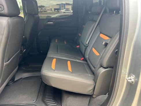 Used 2024 GMC Sierra 1500 AT4 w/ Technology Package image 38