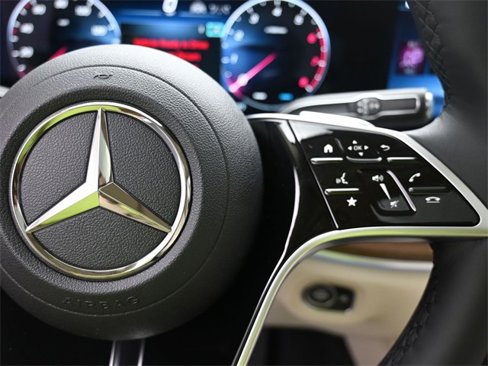 New 2026 Mercedes-Benz GLE 450 4MATIC image 14