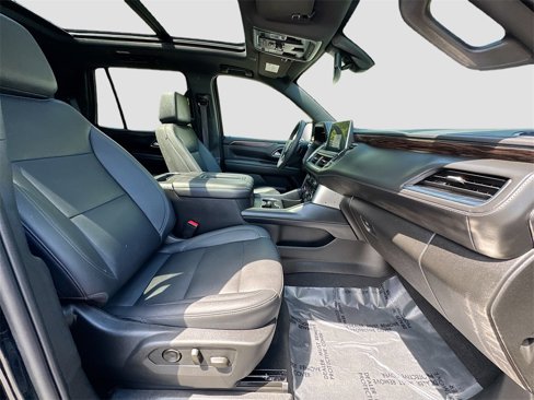 Used 2022 Chevrolet Tahoe Z71 w/ Luxury Package image 31