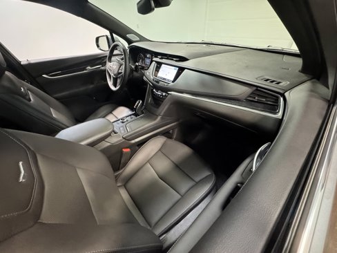 Used 2025 Cadillac XT5 Premium Luxury image 59