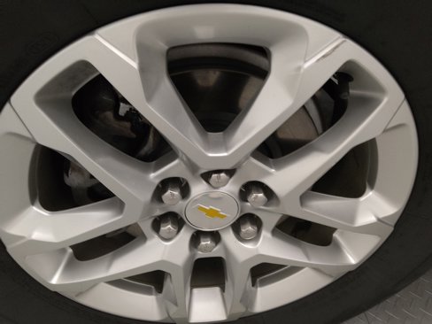 Used 2022 Chevrolet Traverse LS image 31