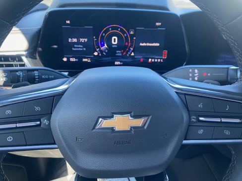 New 2025 Chevrolet Suburban Premier image 7