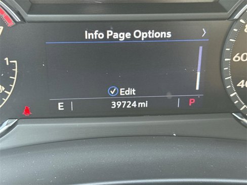 Used 2022 Cadillac XT4 Premium Luxury w/ Enhanced Visibility Package image 10