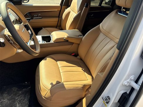 New 2025 Land Rover Range Rover SE image 20