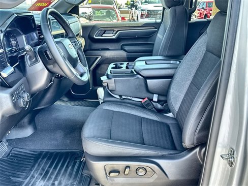 Used 2025 Chevrolet Silverado 1500 LT image 18