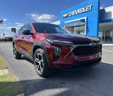 Used 2024 Chevrolet Trax RS w/ Driver Confidence Package image 1