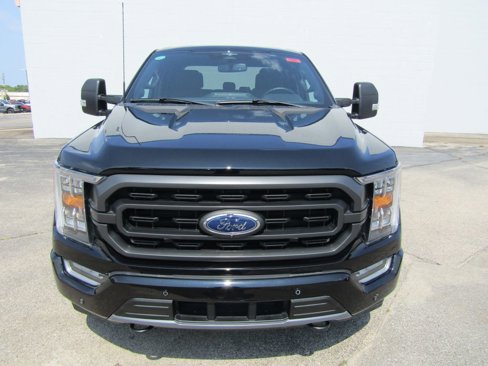 Used 2023 Ford F150 XLT w/ Equipment Group 302A High image 3