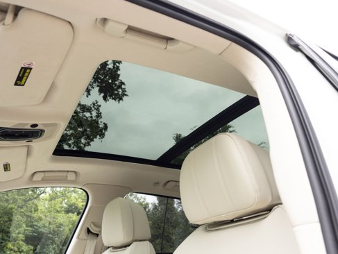 New 2025 Bentley Bentayga image 39