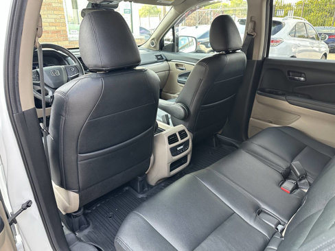 Used 2020 Honda Pilot EX image 40