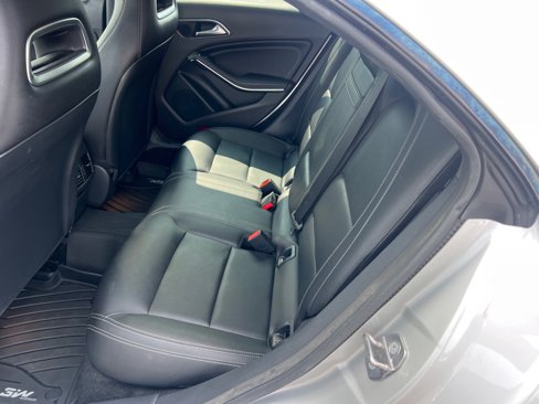 Used 2019 Mercedes-Benz CLA 250 4MATIC image 15