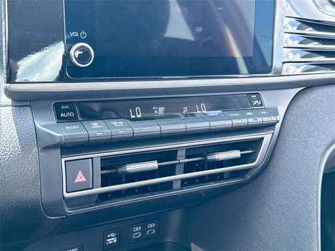Used 2025 Toyota Camry LE image 20