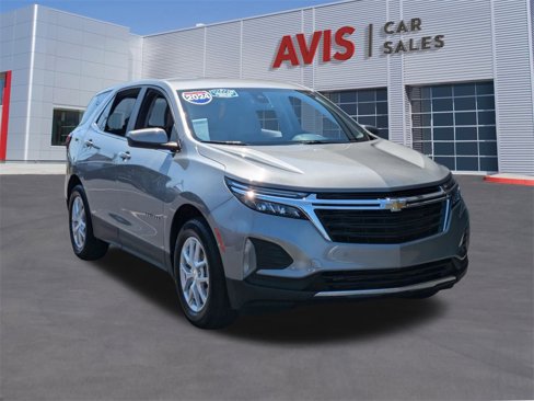 Used 2024 Chevrolet Equinox LT image 3
