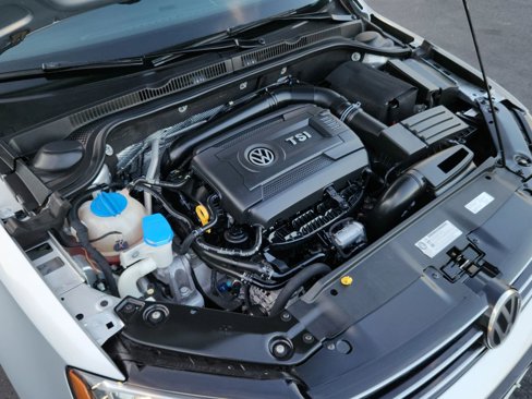 Used 2016 Volkswagen Jetta SEL Premium image 15