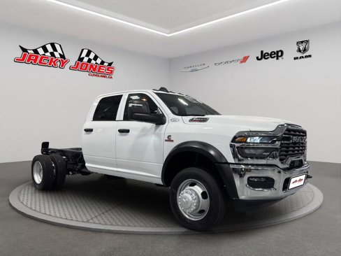 New 2026 RAM 5500 Tradesman w/ Chrome Appearance Group image 7
