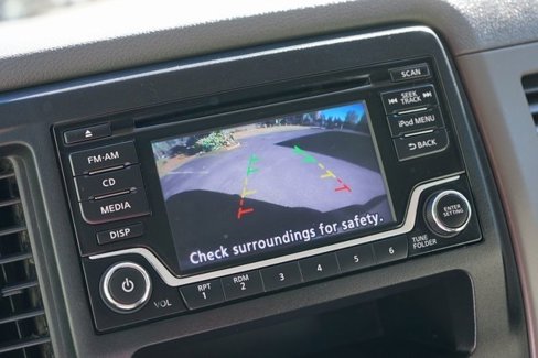Used 2018 Nissan NV 2500 S image 16