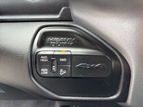 Used 2024 RAM 2500 Big Horn w/ Off Road Package image 40