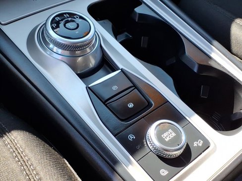 Certified 2023 Ford Explorer XLT image 22
