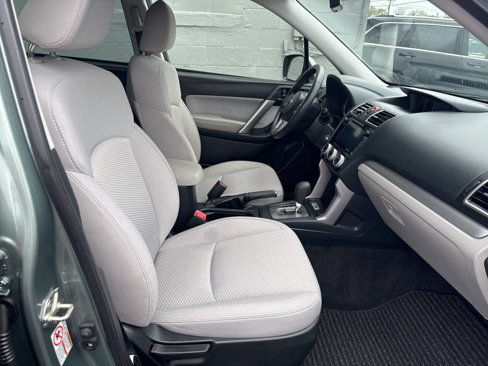 Used 2018 Subaru Forester 2.5i Premium w/ All-Weather Package image 24