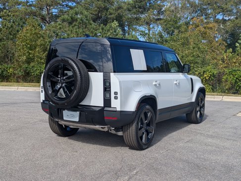 New 2026 Land Rover Defender 110 S image 5
