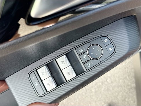 New 2025 Mitsubishi Outlander SEL image 23