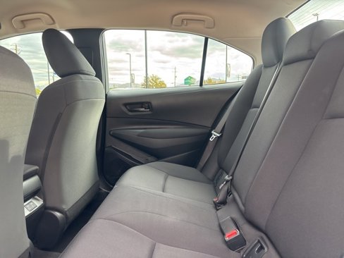 Used 2023 Toyota Corolla LE image 17