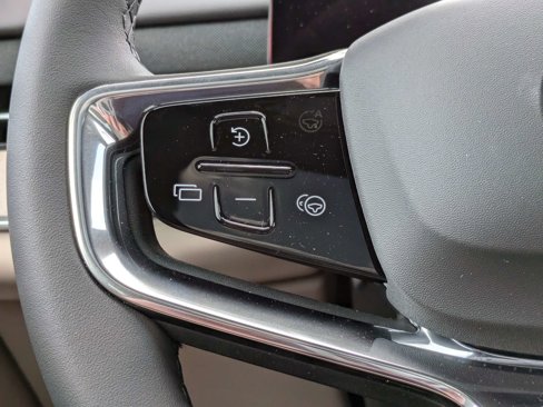 New 2025 Volvo EX90 Ultra image 22