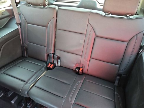 Used 2023 Chevrolet Tahoe Z71 w/ Luxury Package image 36