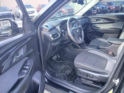 Used 2023 Chevrolet TrailBlazer LT image 9