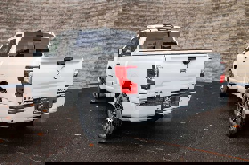 New 2024 Nissan Titan SV image 4