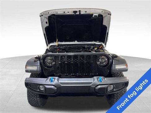 Used 2023 Jeep Wrangler Unlimited w/ 8.4" Radio Group image 11