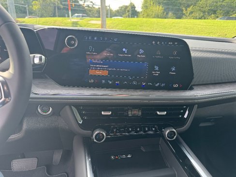 New 2025 Chevrolet Tahoe Premier w/ Sun And Tow Package image 22