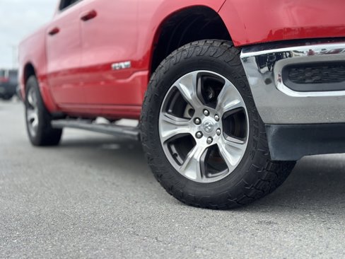 Used 2023 RAM 1500 Laramie image 11