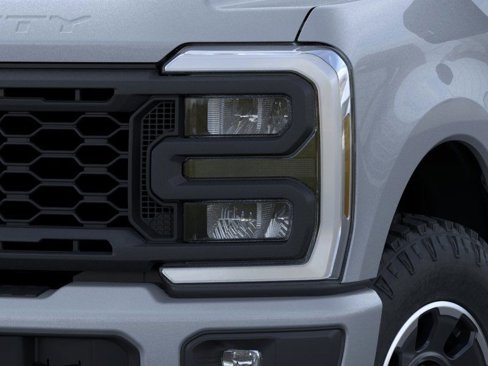 New 2025 Ford F250 Lariat w/ Lariat Ultimate Package image 47