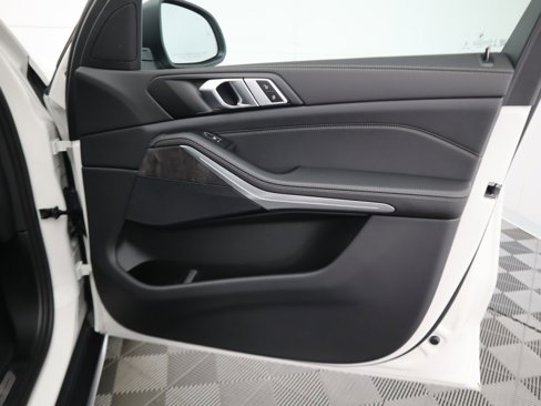 Used 2025 BMW X5 sDrive40i image 26