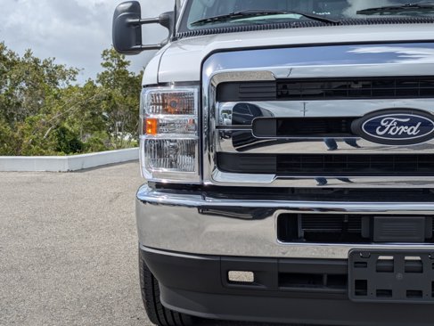New 2026 Ford E-350 and Econoline 350 Super Duty w/ Power Equipment Group image 10