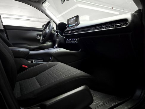 Certified 2023 Honda HR-V LX image 39